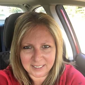 Meet your Posher, Cassandra